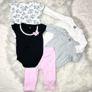 Hudson Baby & Baby Kiss Bundle